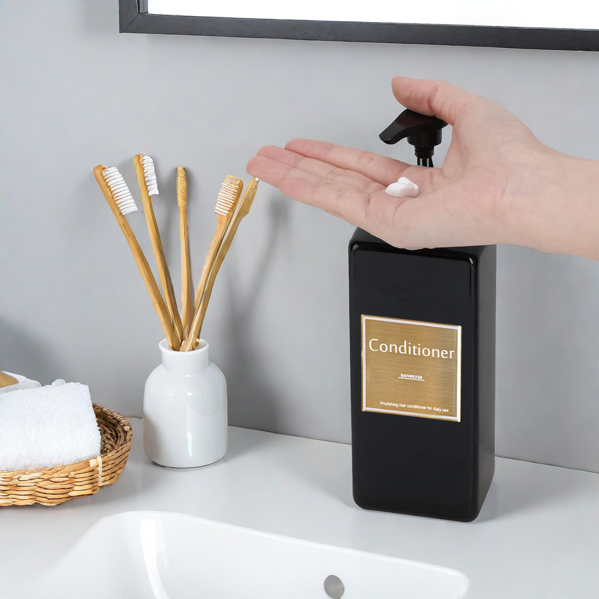 Shower Soap Dispenser Set Refi - Kitchen Appliances Set บทวิจารณ์และราคา